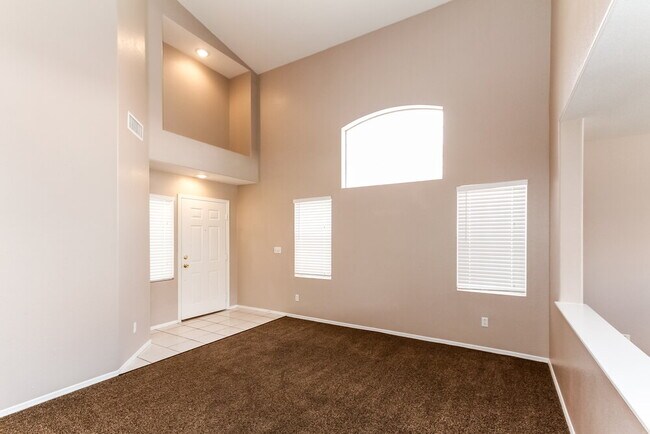 Building Photo - 8110 Sundown Vista Ave