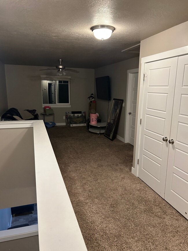 Building Photo - 1554 N 450 W