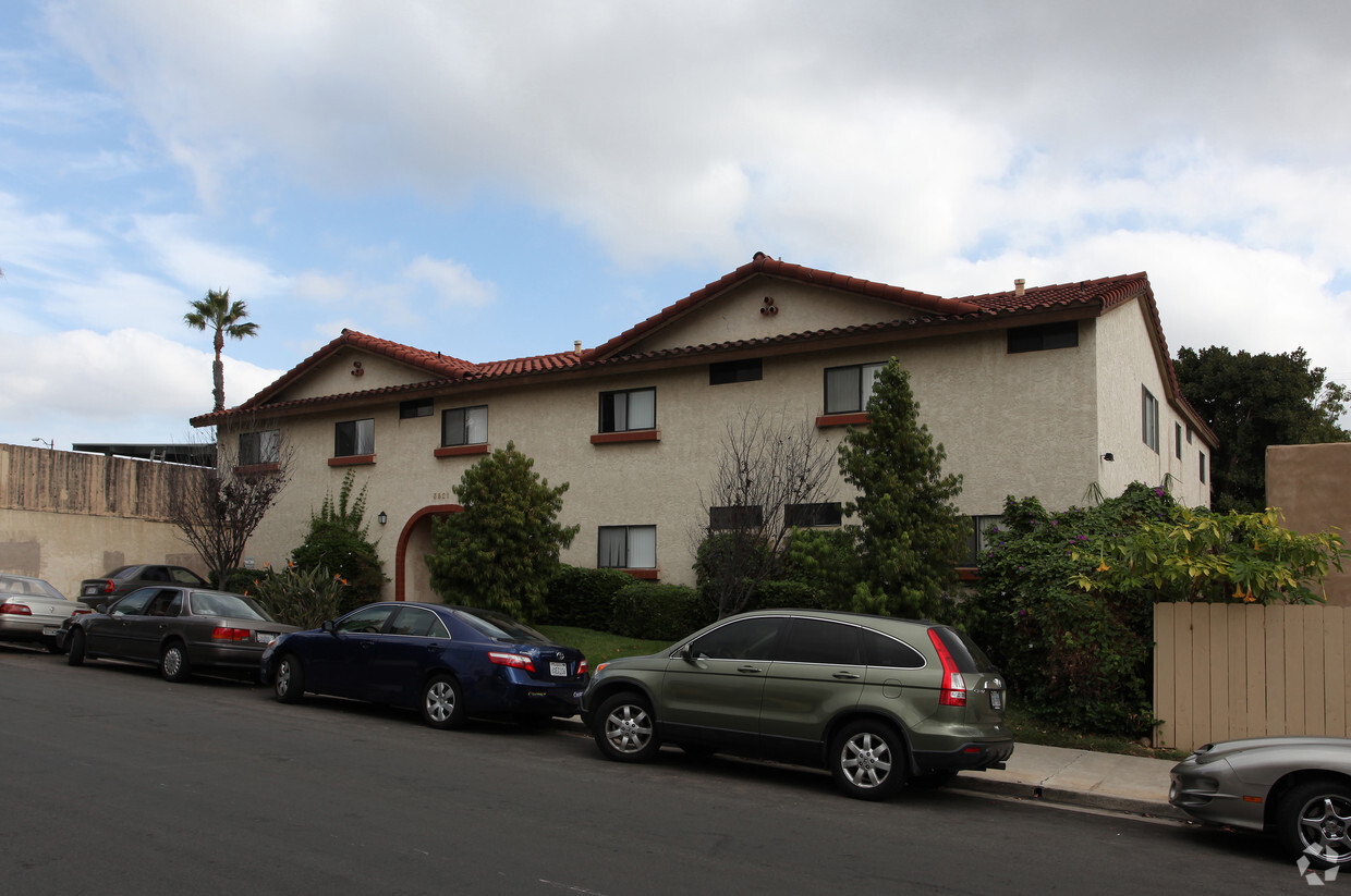 Primary Photo - Arizona Street Apartments