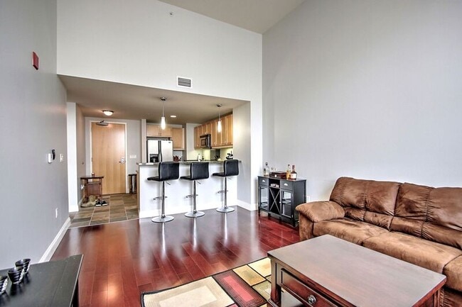 Foto del edificio - 1150 J St