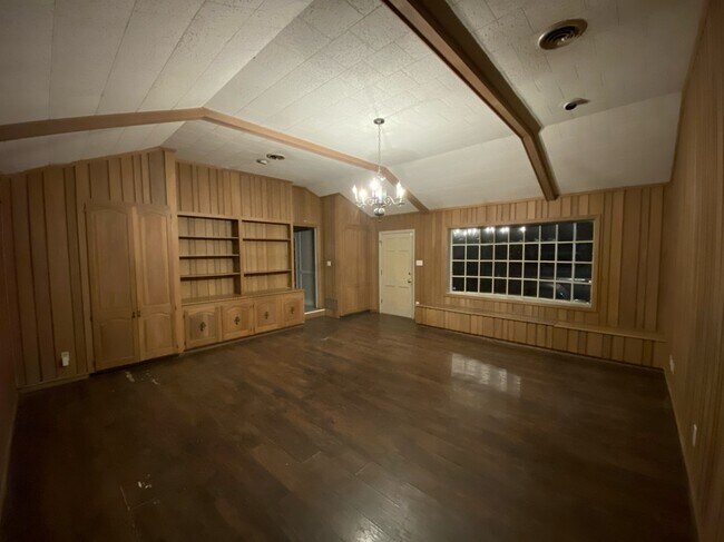 Foto del edificio - 1455 Parkside Dr