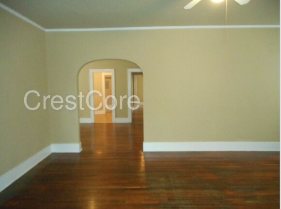 Building Photo - 2384 Forrest Ave