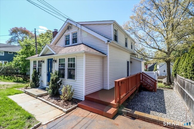 Foto del edificio - 25 Maplewood Ave