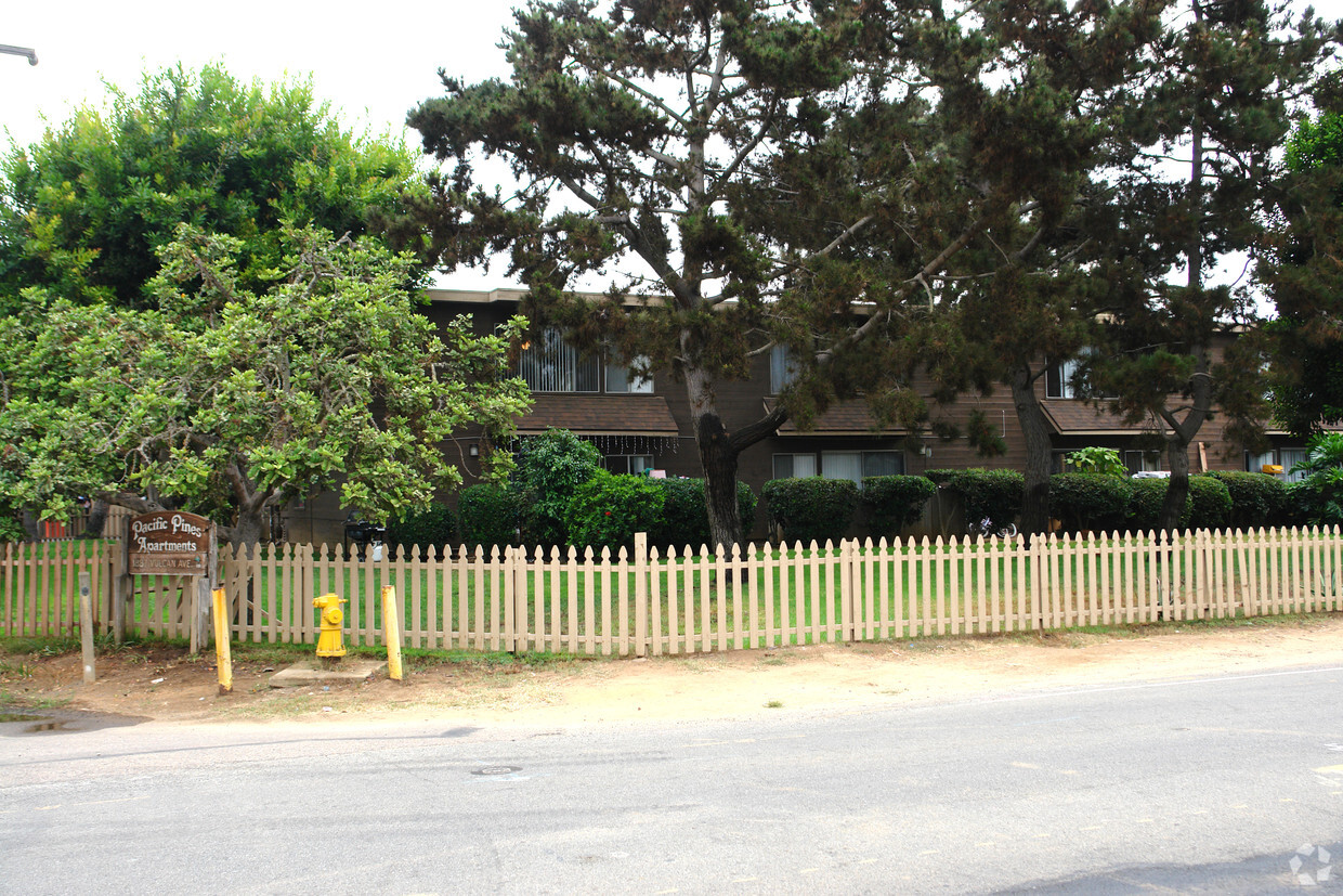 Building Photo - 1887 N Vulcan Ave