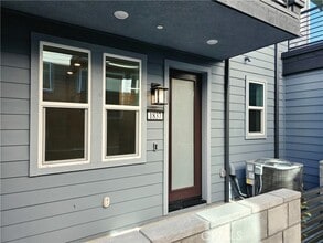 Building Photo - 1837 Lychee St
