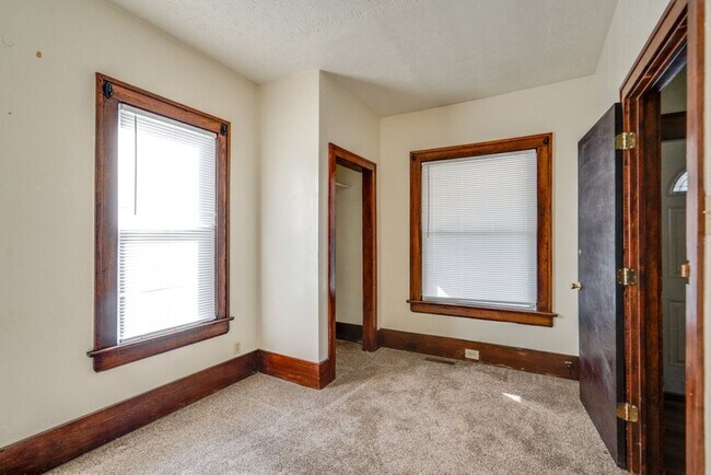 Foto del edificio - 309 Power St