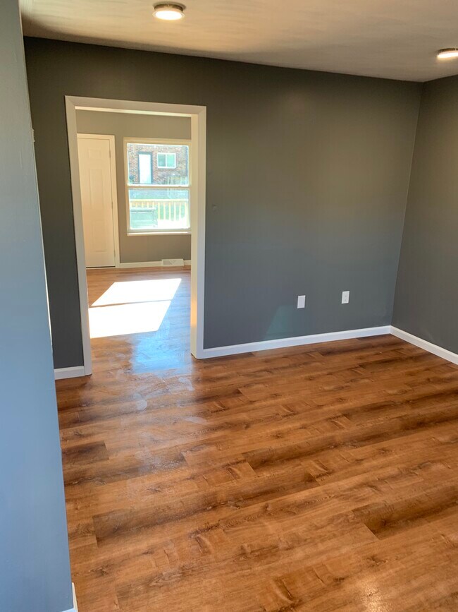 Foto del edificio - 302 Northwinds Dr