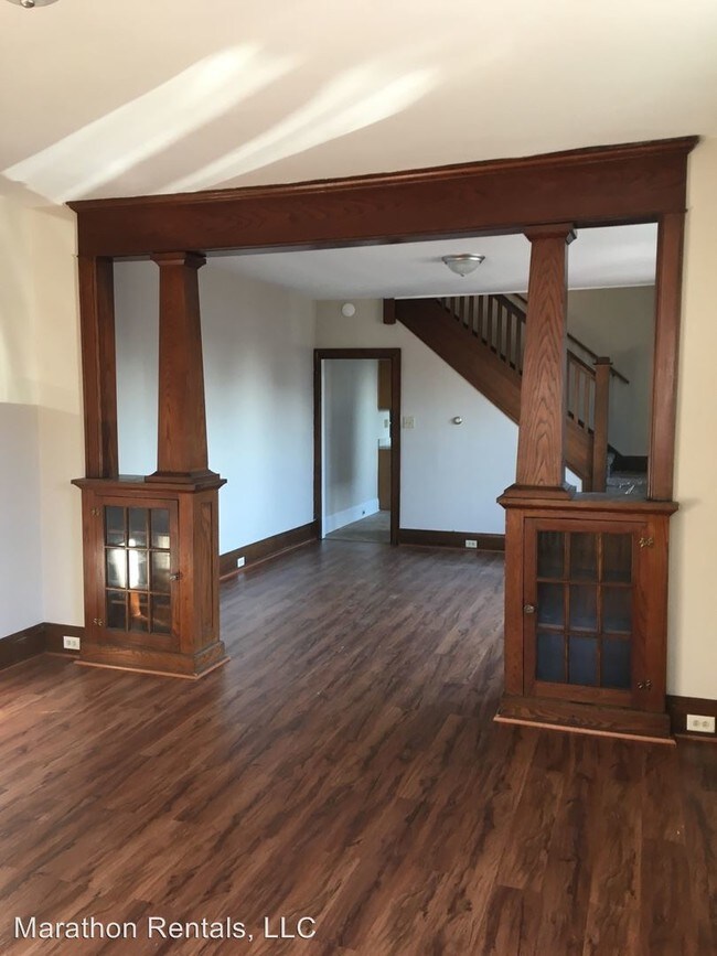 Building Photo - 3 br, 1 bath Apartment - 1531 Bridge Street