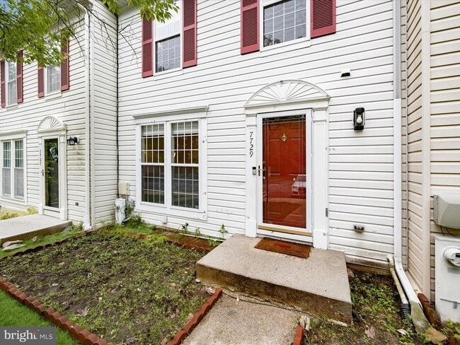 Building Photo - 7729 Patuxent Oak Ct