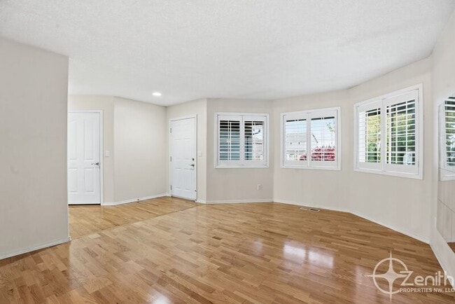 Photo - 5322 NE 69th Cir House