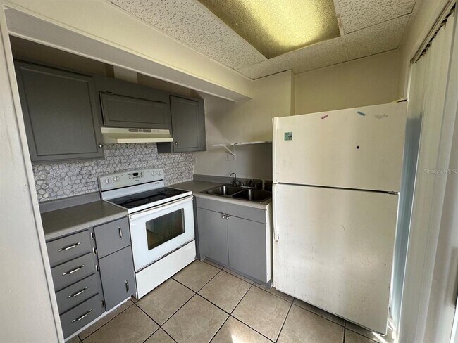 Foto del edificio - 1722 Irving Ave