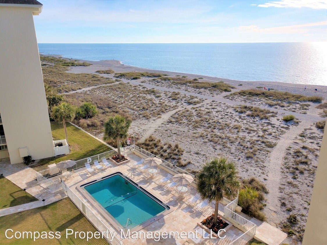 Primary Photo - 1150 Tarpon Center Dr