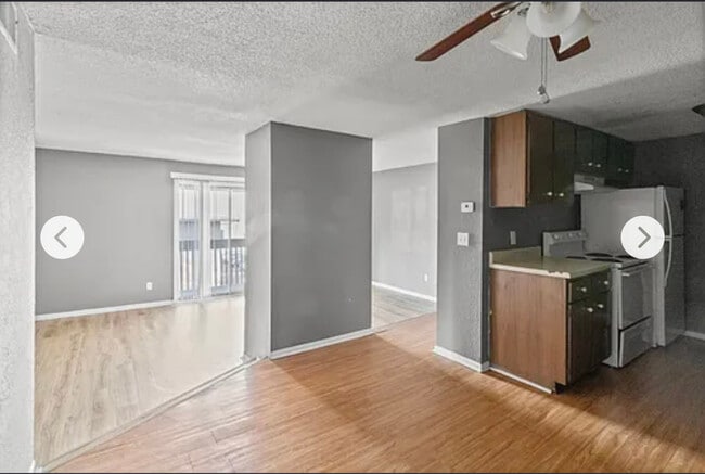 Building Photo - spacious 1 bedroom