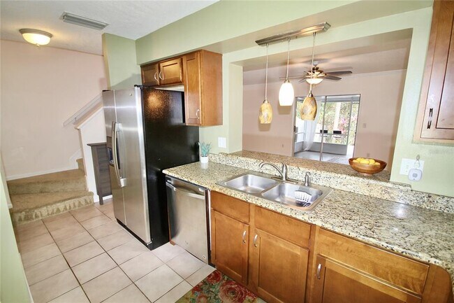 Foto del edificio - 4419 Brook Hollow Cir