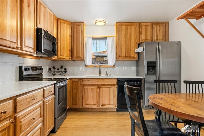 Building Photo - 19033 Whirlaway Rd