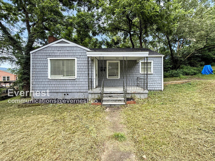 Foto principal - 618 Brunson Ave