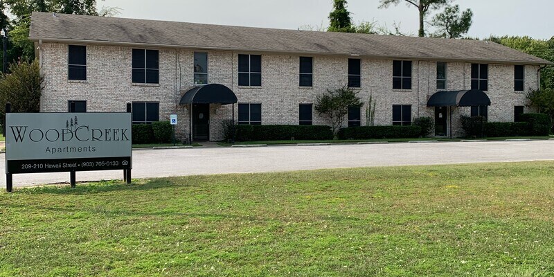 Foto principal - WoodCreek Apartments