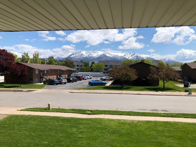 Building Photo - 4777 S 1800 W