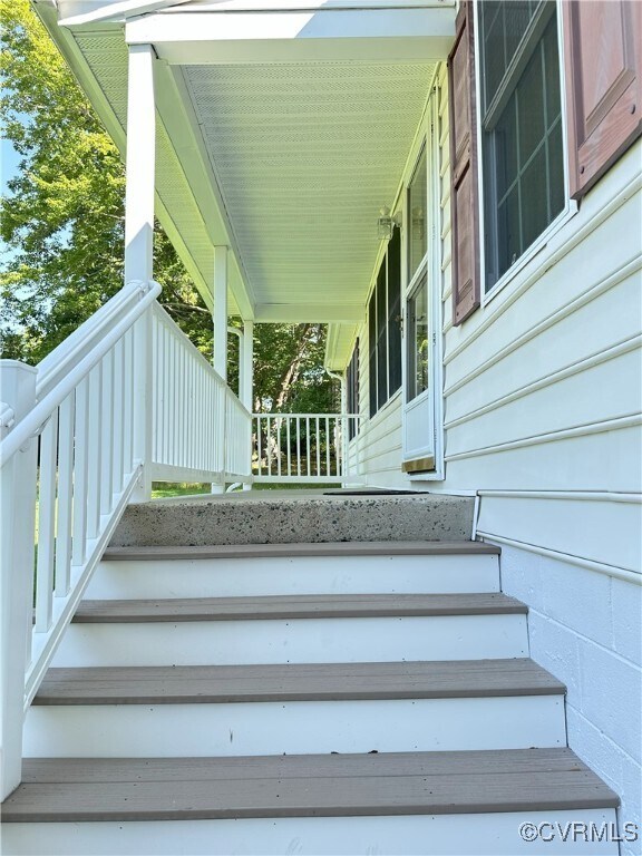Foto del edificio - 16421 Chinook Dr