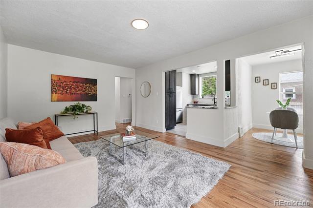 Primary Photo - 3344 W 33rd Ave