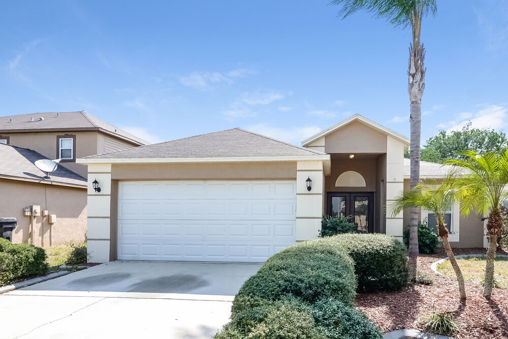 Foto principal - 12934 Lake Vista Dr