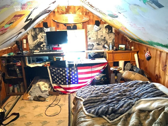 Building Photo - 309 Summit Ave