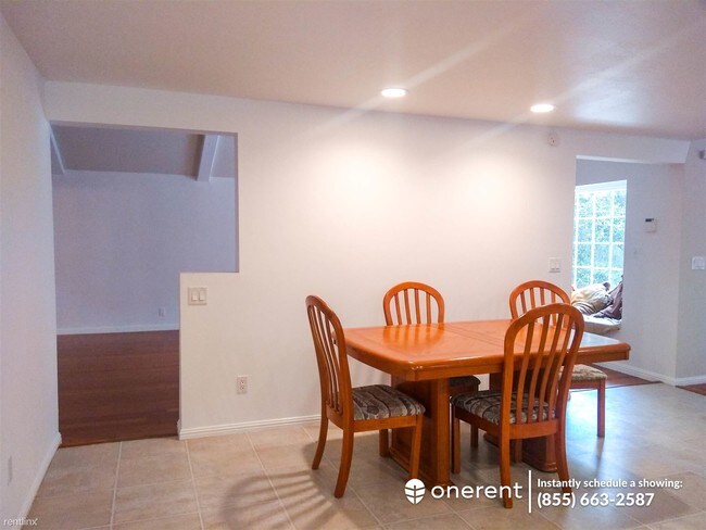 Foto del edificio - 16220 Greenwood Rd