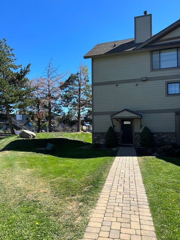 Primary Photo - Remodeled 3 Bedroom Tahoe Keys Condo with ...