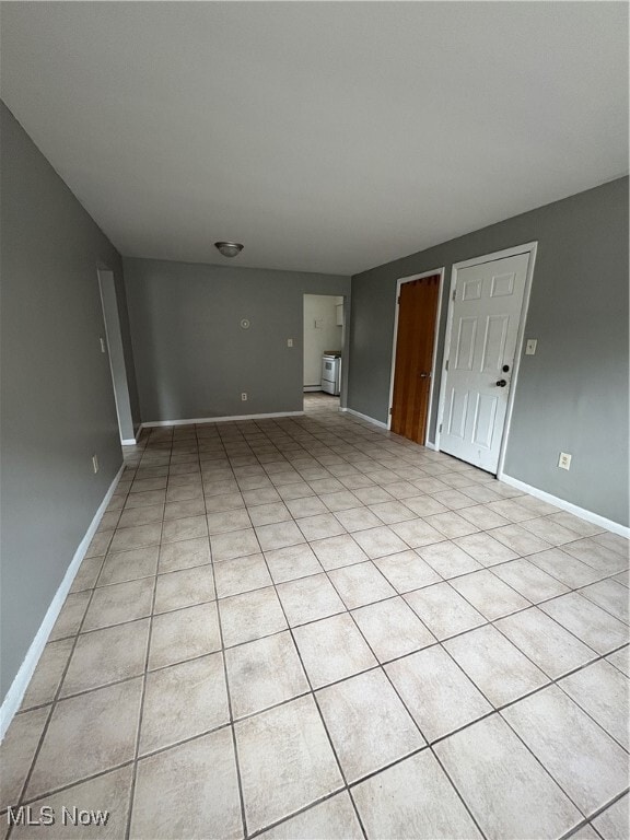 Building Photo - 3055 Hadley Ave