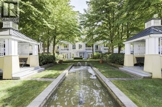 Building Photo - 5835 Hampton Pl