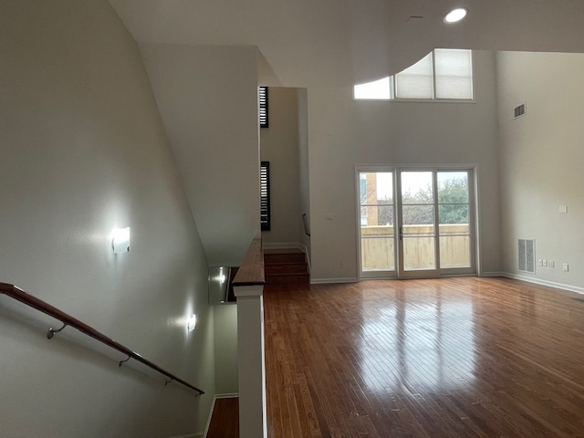 Building Photo - 916 Magnolia Grn