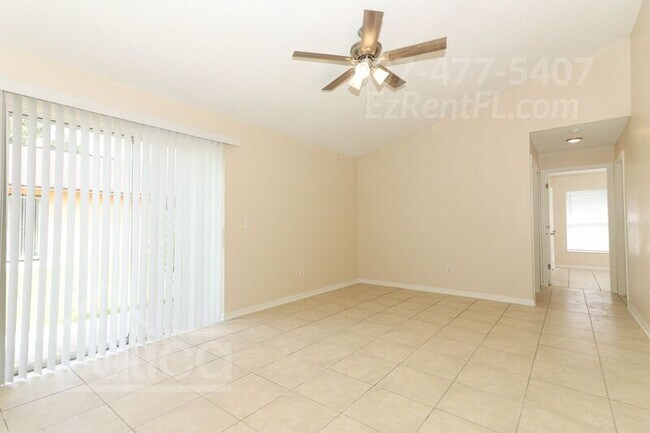 Foto del edificio - 2405 Chase Ave