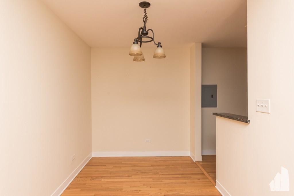 Foto principal - 1 bedroom in Chicago IL 60614