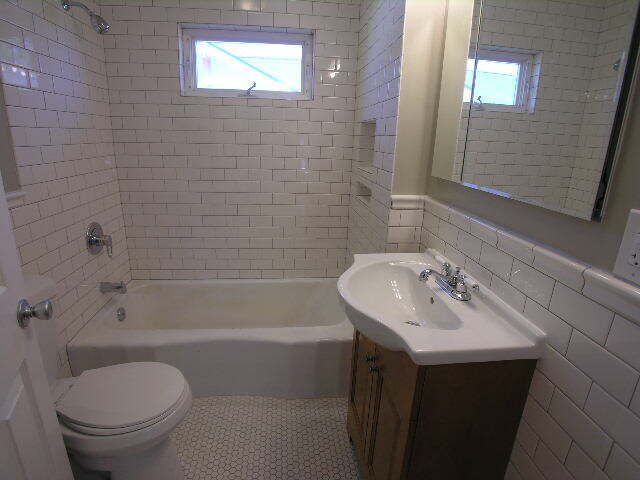 Foto del edificio - 2 Bedroom House Available Now!