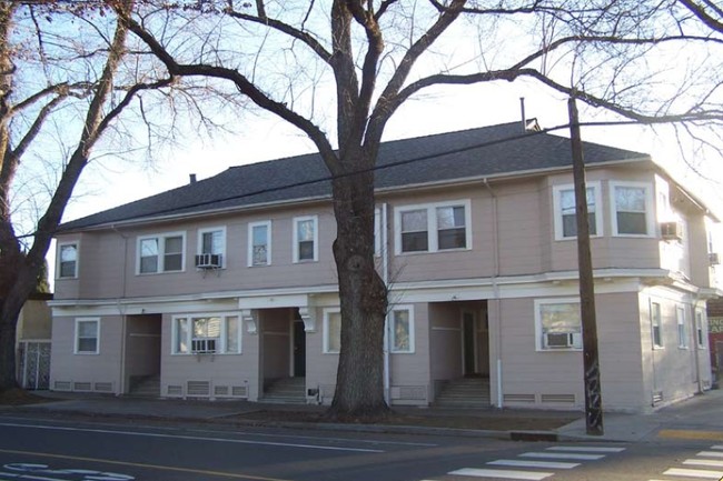 Building Photo - 1629 20th St