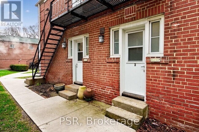 Photo du bâtiment - 1365 Bayview Ave