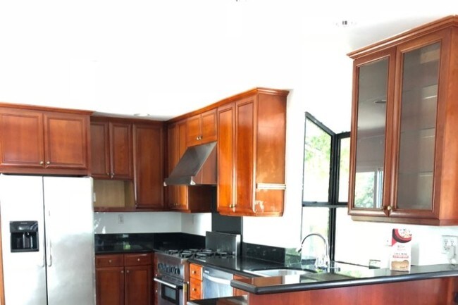 Foto del edificio - 2310 Manning Ave