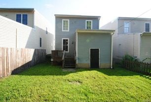 Back - 915 Catherine St