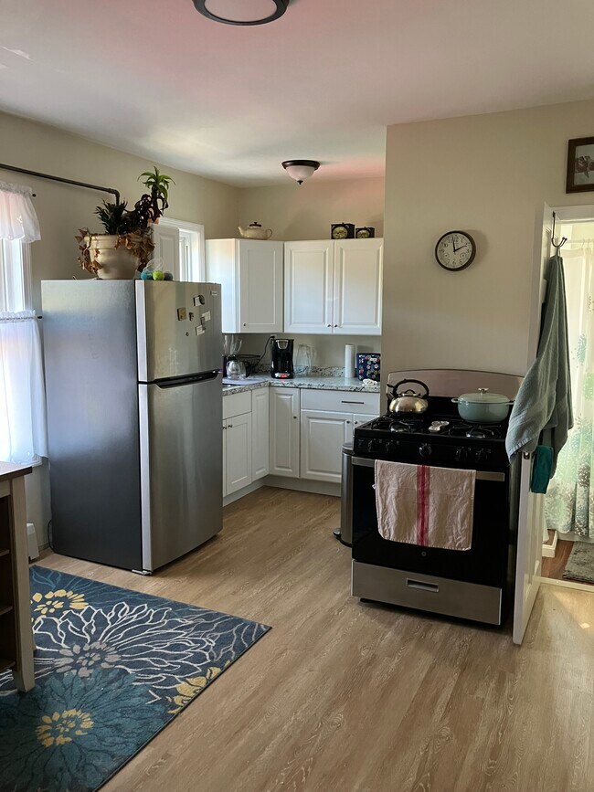 New stove (purchased April) and fridge (purchased February) - 68 Abbott St