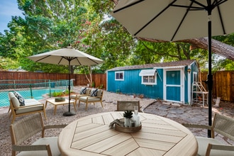 Building Photo - 3003 Harlan Dr