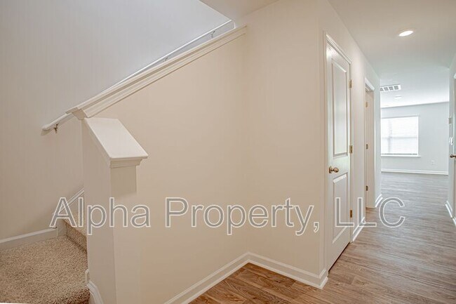 Building Photo - 1429 S Cardiff Trl
