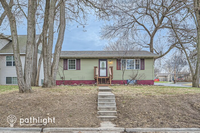 Primary Photo - 601 Glenbrook Avenue North, Oakdale, MN, 5...