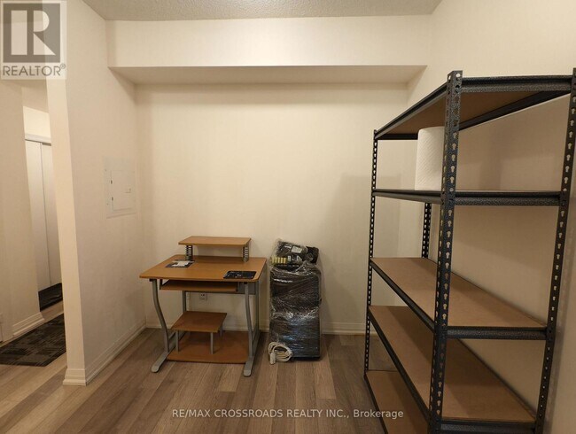 Building Photo - 9506 Markham Rd