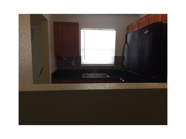 Foto del edificio - 4251 NW 5th St