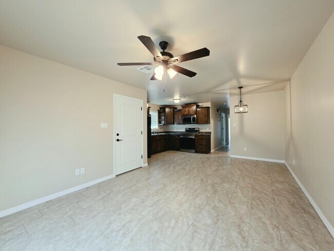 Foto del edificio - 546 S 15th Ave