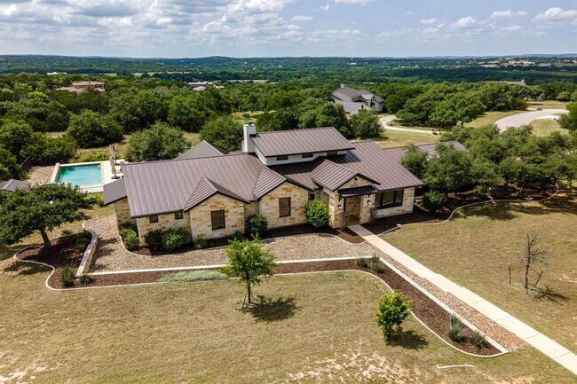 Building Photo - 3400 Tuscany Dr