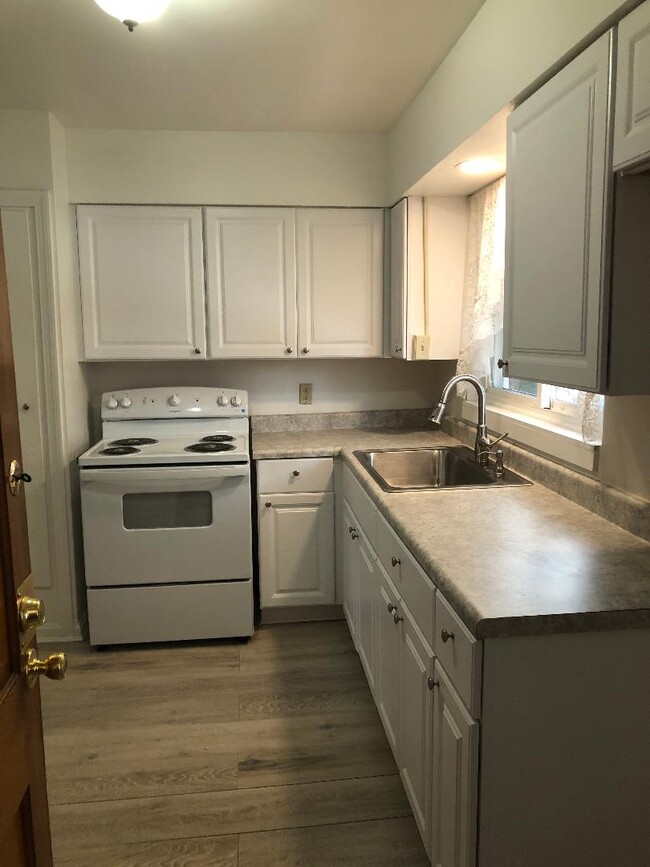 Kitchen - 2406 21st St