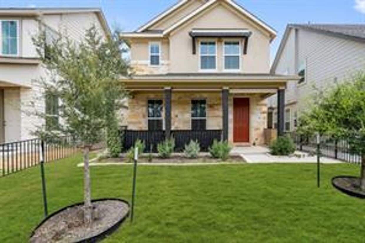 Primary Photo - Big Sky Ranch 3-Bedroom/2.5 Bath - Drippin...