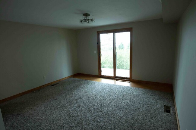 Foto del edificio - 916 Hilldale Ave