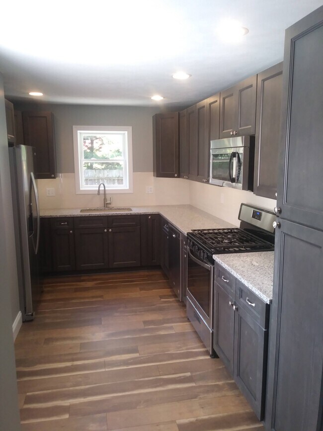 Kitchen - 1727 Wharton St